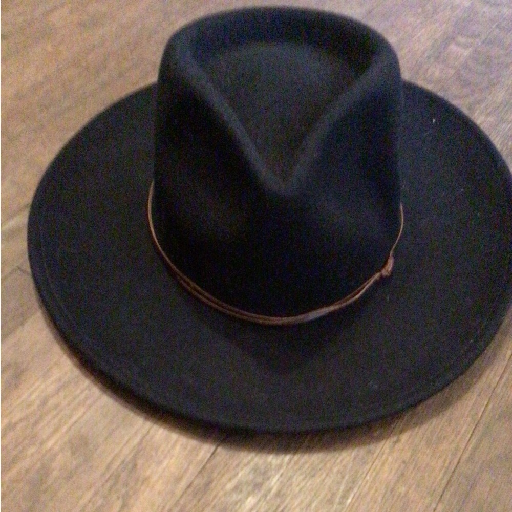 SALE ! Rare Wyeth Black and brown leather strap rancher